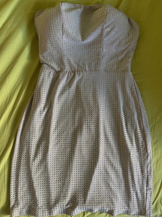 Нова рокля с камъни