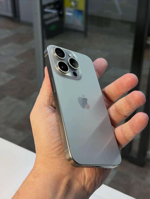 Iphone15 pro с гарантия