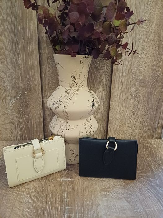 Дамски чанти Zara Guess и портмонета