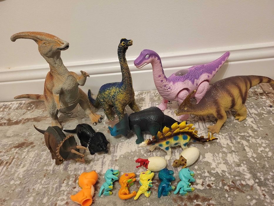 Dinozauri-colecție