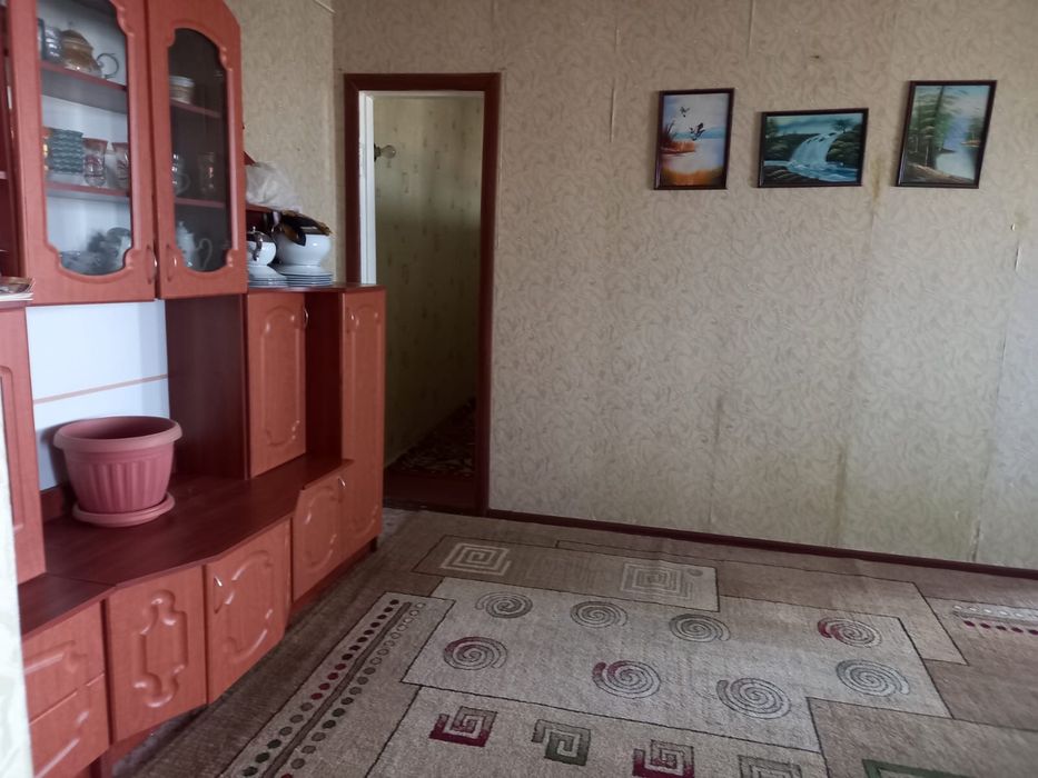 Продам 2 ком квартиру.