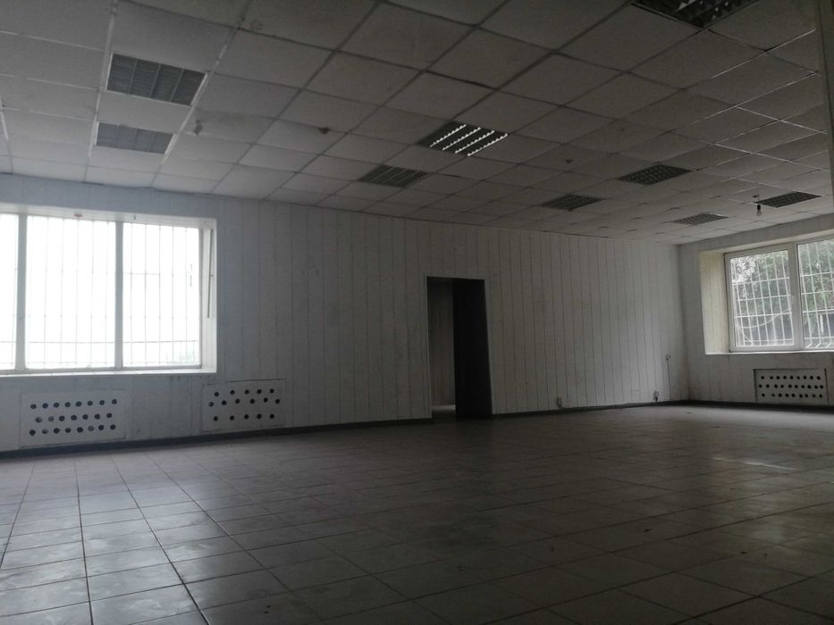 Здание 184кв, земля и 2-х комнатная кв Продам или меняю на автомобиль.