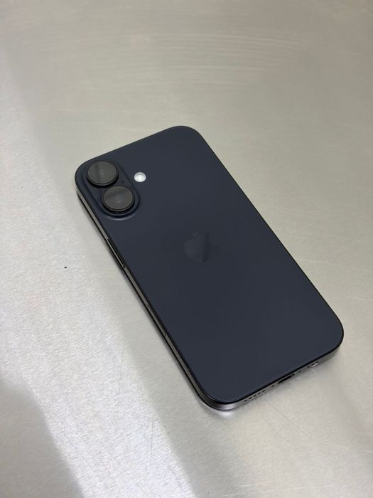 iphone 16 128gb.