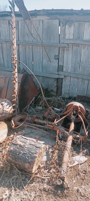 Продам запчасти на Т40