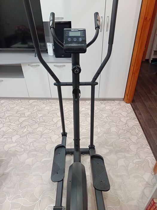 Тренажёр зллиптический