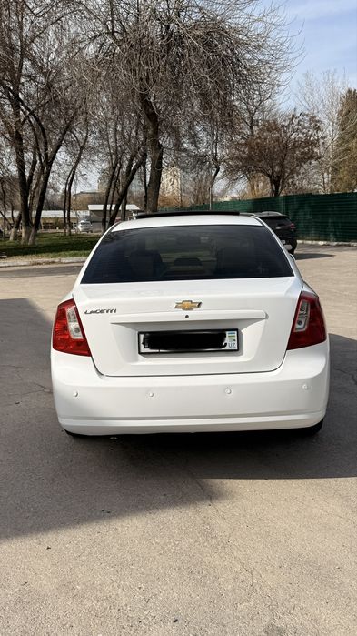 Lacetti 1.8 avtamat
