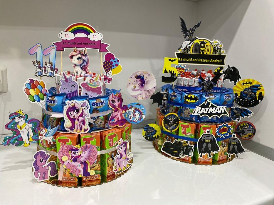 Tort din dulciuri ambalate