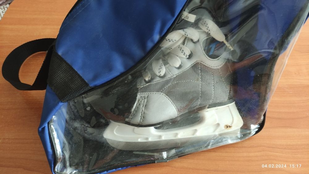 Продам коньки детские