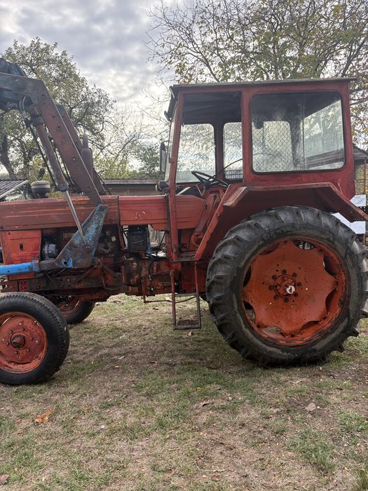 Tractor utb 650