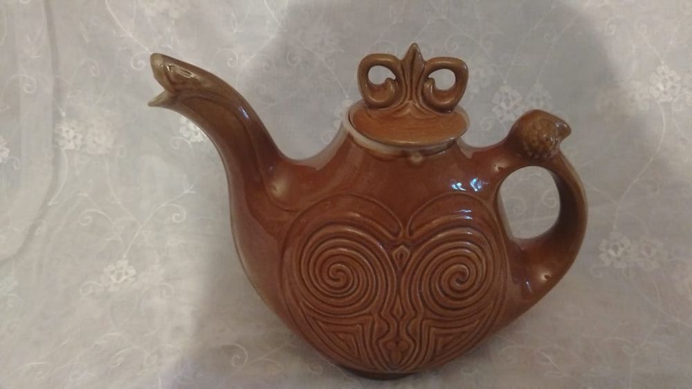 Продам большие. Чайник