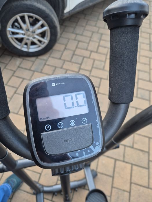 Bicicleta eliptica Domyos 100 - ca noua