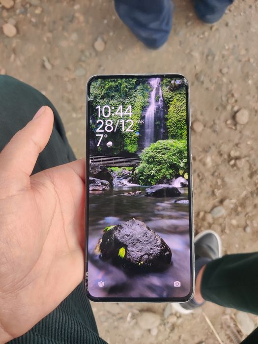 Xiaomi 12 T 256 Xolati yaxshi