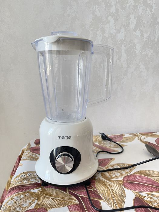 Блендер Marta всего 7000тг