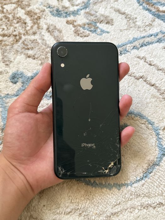 iPhone XR 256 гигобайт