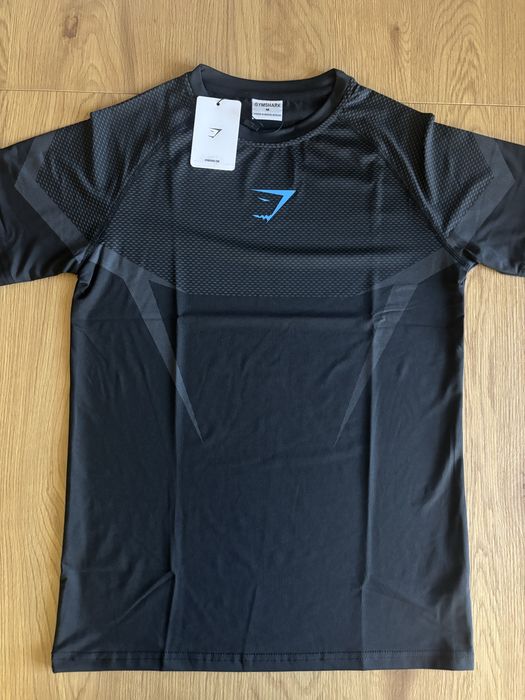 Gym shark тениска