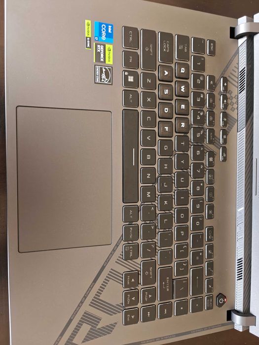Геймърски лаптоп Asus Core i7-13650HX, 64GB RAM, NVIDIA 4600, 1 TB SSD