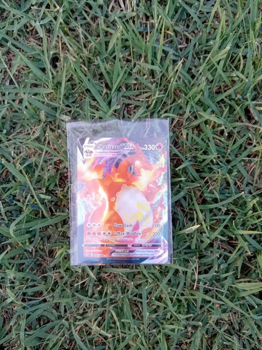 15 Pokémon cards