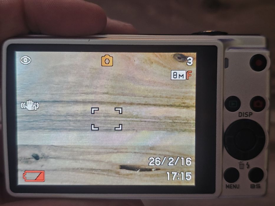 Камерка Casio Exilim EX-Z150 с оригинална батерия и подарък SD карта