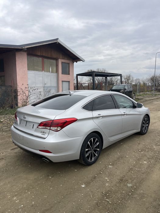 Dezmembrez hyundai i40 facelift 1.7 d4fd automata