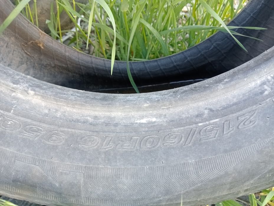 Шины 2 шт р 16размер