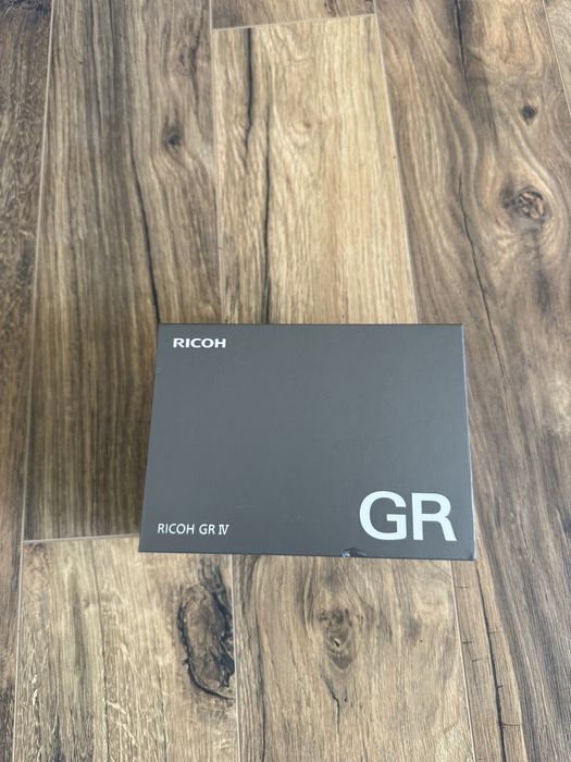 Ricoh GR IV 25,7Mpx