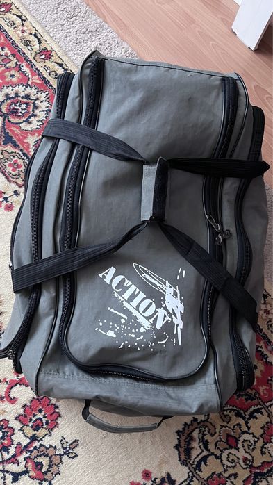 Сумка-чемодан вместительный