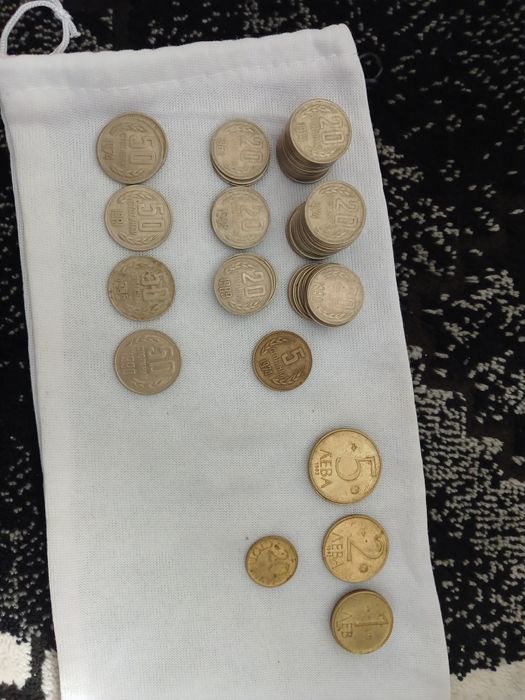 Стари български монети