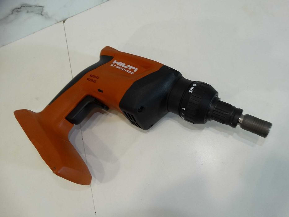 Коледна цена - Hilti ST 1800 - A22 - Винтоверт за метални конструкции