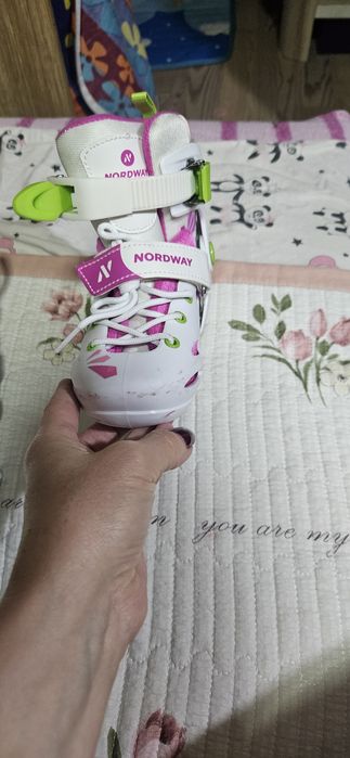 Продам коньки для девочки