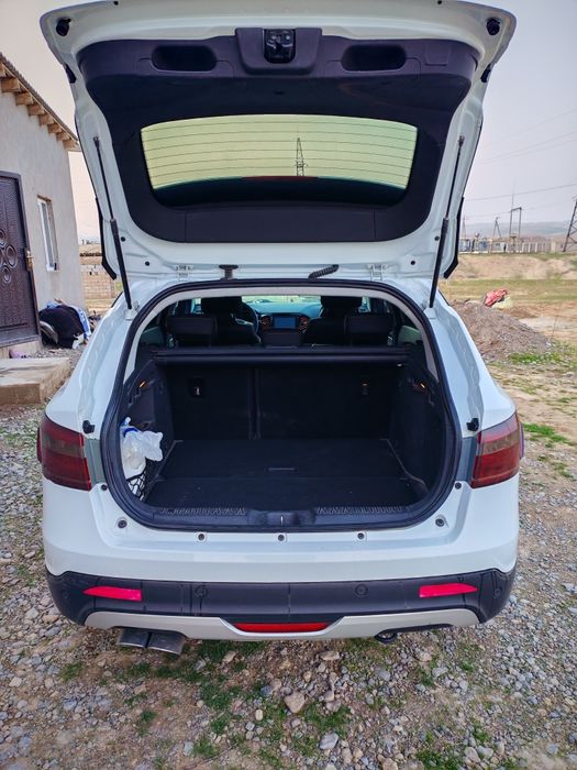 Лада веста св кросс 2019