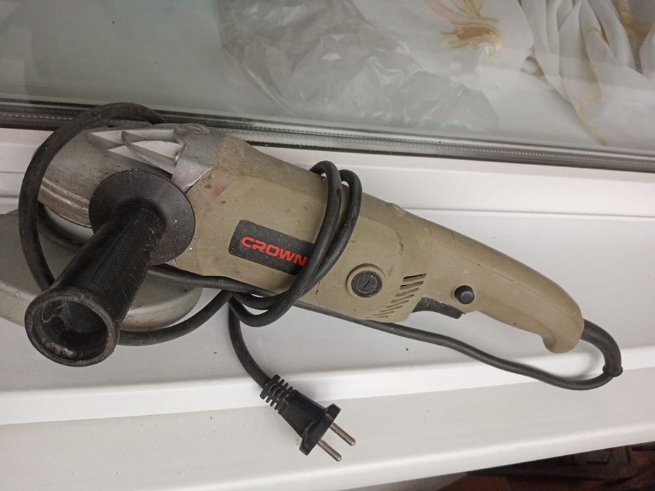 Продам болгарку.