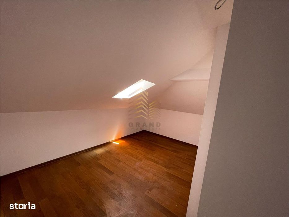 Apartament 4 Camere|Decomandat|Zona Decebal Strada Eroilor