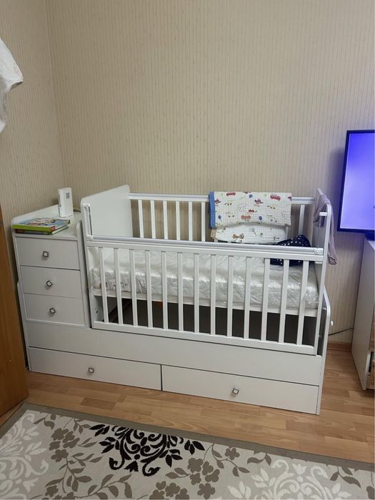 Продаю манеж детский