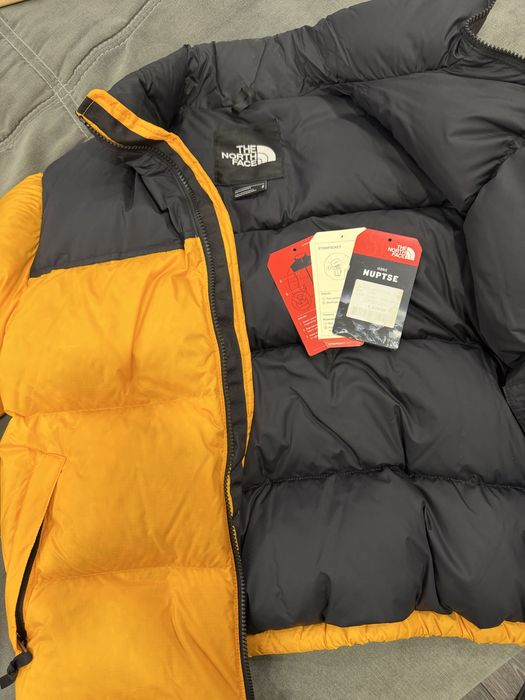 Чисто ново ОРИГИНАЛНО яке The North Face Nuptse 1990 Retro Yellow