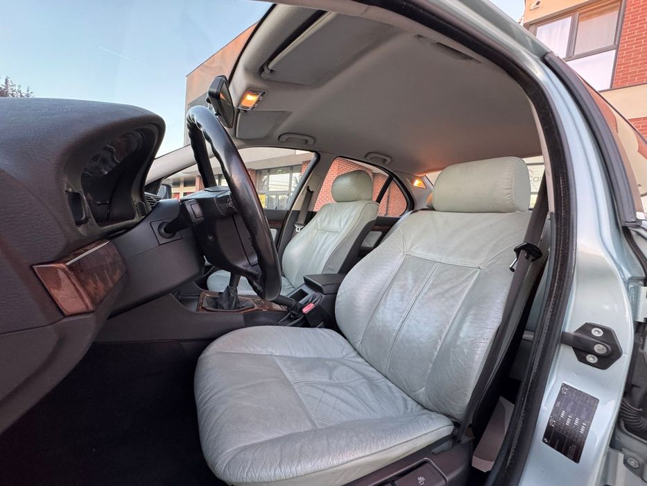 Bmw seria 5 e39 facelift 530i  benzina 231cp recent adus