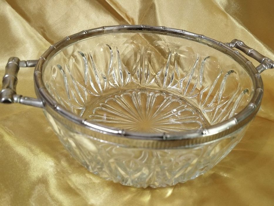 Хрустальная ваза для фруктов