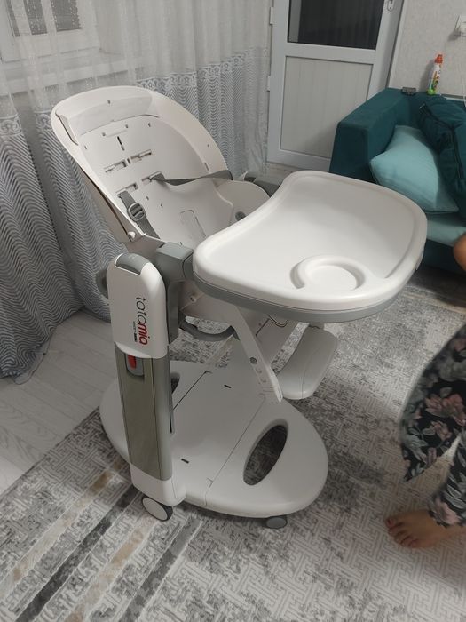 Стулчик для кормление tatamia