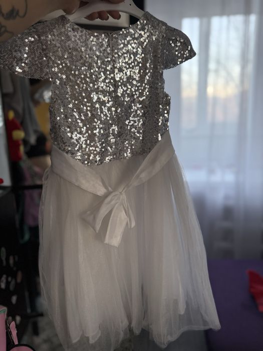 Платье для девочки вечернее