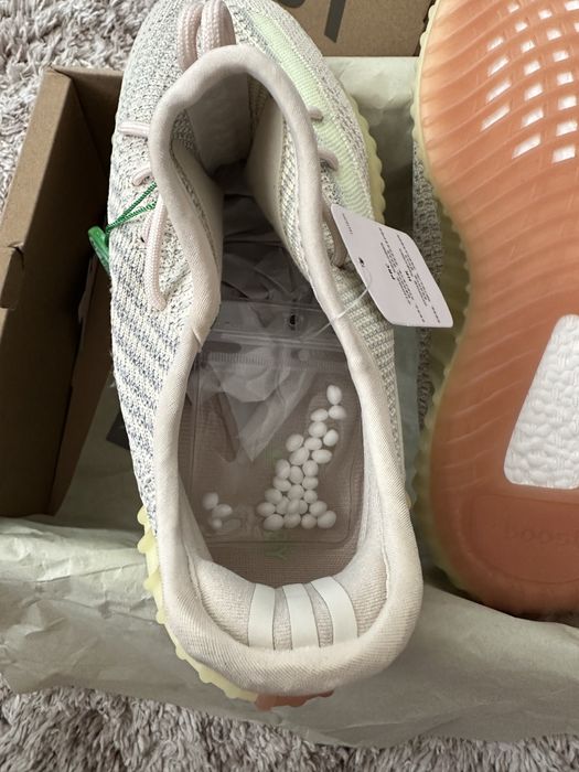 Adidas Yeezy 350 V2 Citrin