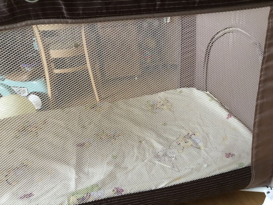 Бебешка сгъваема кошара