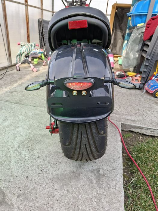 Vând scuter electric