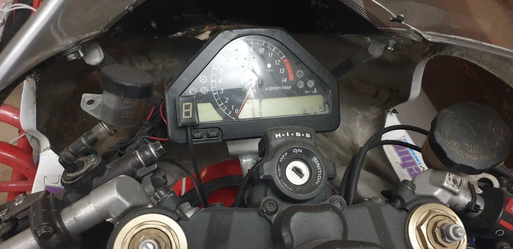 Cbr 1000 rr 2007 на части