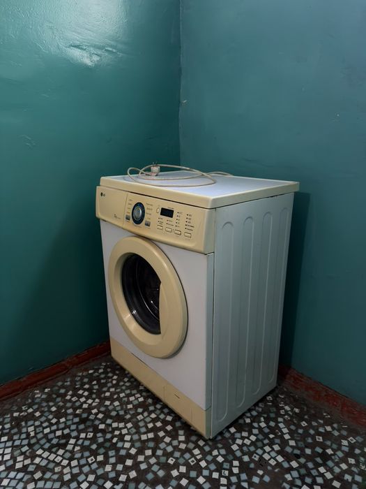 Продам стиральную машинку