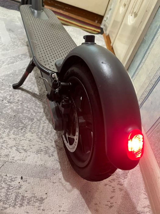Срочно Продам Электросамокат Ninebot G30