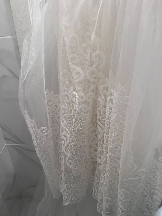 Тюль красивый продам