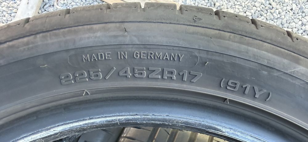 4бр 225/45/17 на 7мм с 22/25дот Дънлоп