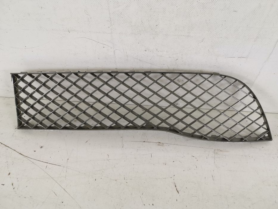 Бентли Континентал ГТ / Bentley Continental GT Оригинална долна решетк