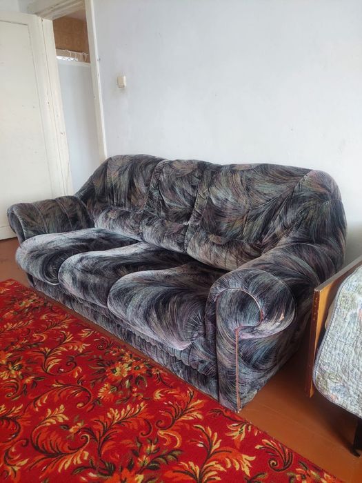 Мебель , диван, стол, кровать, сервант