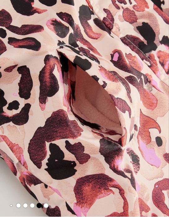 Next regular fit - shower resistant