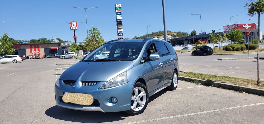 Mitsubishi Grandis 2.4i 165кс
